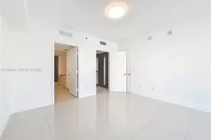 475 Brickell Ave, Miami, FL 33131 - Photo 20