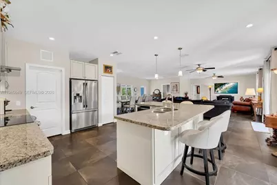 15150 SW 240th St, Homestead, FL 33032 - Photo 12