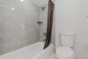9150 Fontainebleau Blvd, Miami, FL 33172 - Photo 26
