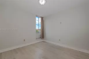 9150 Fontainebleau Blvd, Miami, FL 33172 - Photo 16