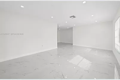 10251 NW 39th Ct, Coral Springs, FL 33065 - Photo 12