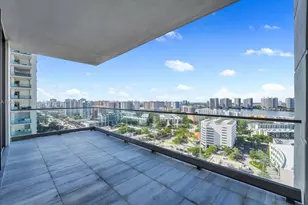 17975 Collins Ave, Sunny Isles Beach, FL 33160 - Photo 10