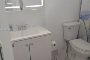 600 Layne Blvd, Hallandale Beach, FL 33009 - Photo 8