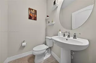 4409 W Appleton Cir W, Oakland Park, FL 33309 - Photo 8