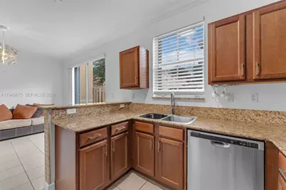 11256 NW 86th Ln #0, Doral, FL 33178 - Photo 4