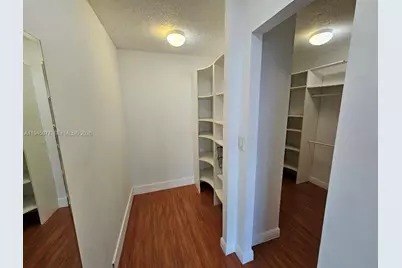 1300 NE Miami Gardens Dr #706E, Miami, FL 33179 - Photo 12