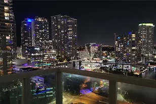 31 SE 5th St, Miami, FL 33131 - Photo 22