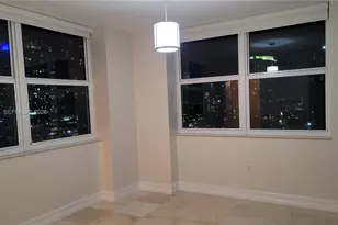 31 SE 5th St, Miami, FL 33131 - Photo 32