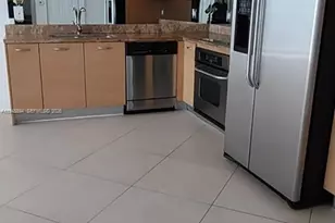 2275 Biscayne Blvd, Miami, FL 33137 - Photo 6