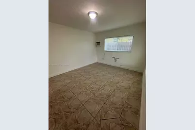 6321 Pembroke Rd #6, Hollywood, FL 33023 - Photo 2