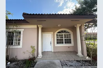 13772 SW 169th Ln, Miami, FL 33177 - Photo 2