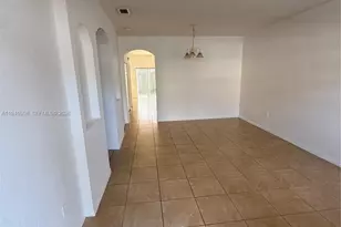 13772 SW 169th Ln, Miami, FL 33177 - Photo 4