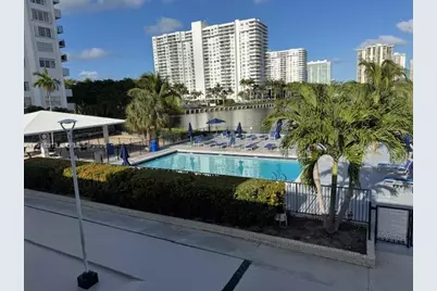 2750 NE 183rd St #1109, Aventura, FL 33160 - Photo 24