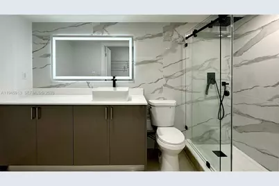 2750 NE 183rd St #1109, Aventura, FL 33160 - Photo 10