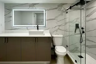 2750 NE 183rd St, Aventura, FL 33160 - Photo 10