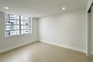 2750 NE 183rd St, Aventura, FL 33160 - Photo 14