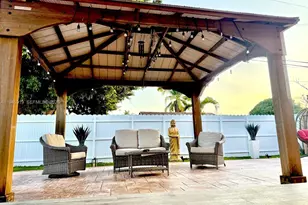 690 E 6th Pl, Hialeah, FL 33010 - Photo 12