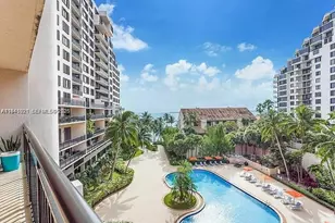 540 Brickell Key Dr, Miami, FL 33131 - Photo 18