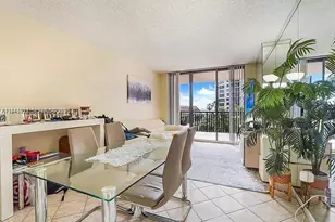 540 Brickell Key Dr, Miami, FL 33131 - Photo 2