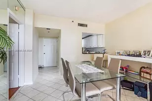 540 Brickell Key Dr, Miami, FL 33131 - Photo 14