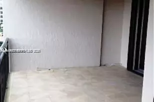 540 Brickell Key Dr, Miami, FL 33131 - Photo 4