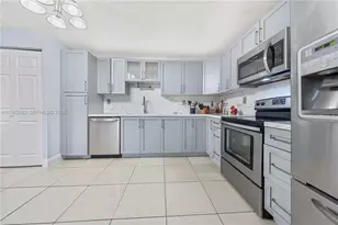 3430 NW 16th St, Miami, FL 33125 - Photo 12