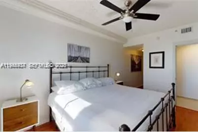 185 SE 14th Ter #1605, Miami, FL 33131 - Photo 8