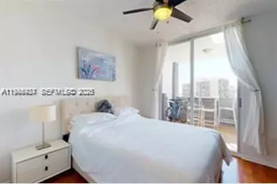 185 SE 14th Ter #1605, Miami, FL 33131 - Photo 12