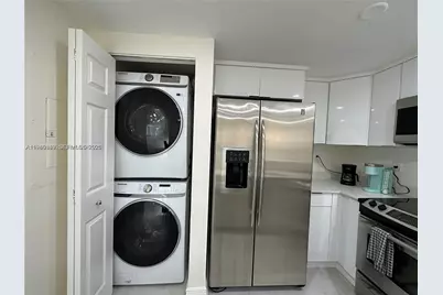 [Address not provided], Miami, FL 33128 - Photo 10