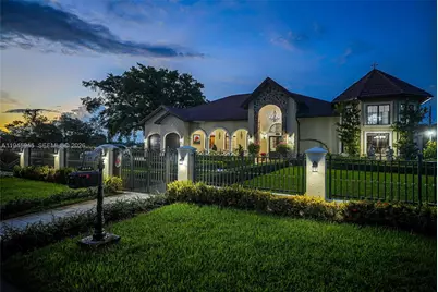 9815 SW 114th St, Miami, FL 33176 - Photo 4