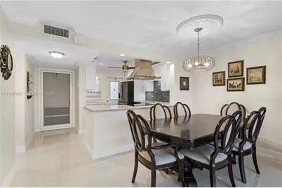 329 SE 3rd St #405P, Hallandale Beach, FL 33009 - Photo 10