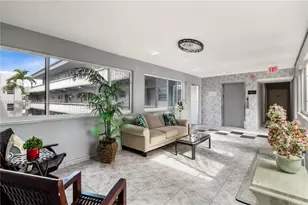 329 SE 3rd St, Hallandale Beach, FL 33009 - Photo 22