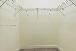 10401 NW 82nd St, Doral, FL 33178 - Photo 6