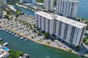 400 Kings Point Dr, Sunny Isles Beach, FL 33160 - Photo 2