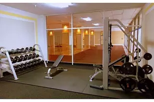 400 Kings Point Dr, Sunny Isles Beach, FL 33160 - Photo 18