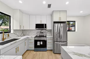 2731 SW 29th Ave, Miami, FL 33133 - Photo 12