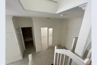 7020 NW 177th St #B103, Hialeah, FL 33015 - Photo 26