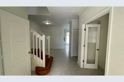 7020 NW 177th St #B103, Hialeah, FL 33015 - Photo 30