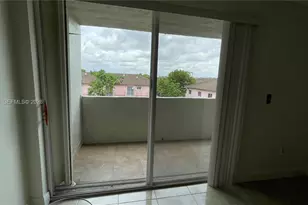 10090 NW 80th Ct, Hialeah Gardens, FL 33016 - Photo 46