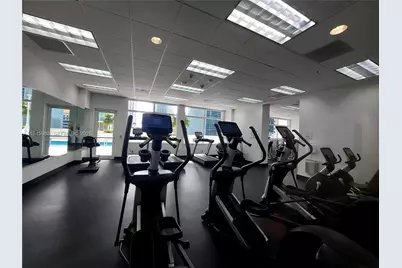 1200 Brickell Bay Dr #3708, Miami, FL 33131 - Photo 24