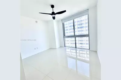 475 Brickell Ave #4415, Miami, FL 33131 - Photo 6