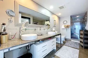 475 Brickell Ave, Miami, FL 33131 - Photo 14