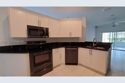 4144 Sapphire Ter #4144, Weston, FL 33331 - Photo 4