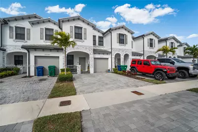 28574 SW 134th Ct #28574, Homestead, FL 33033 - Photo 1