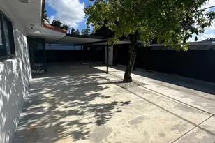 5150 E 9th Ln, Hialeah, FL 33013 - Photo 10