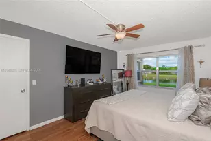 9881 NW Sunrise Lakes Blvd, Sunrise, FL 33322 - Photo 18