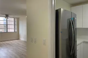 9481 Evergreen Pl, Davie, FL 33324 - Photo 4