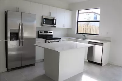 23040 SW 99th Ct, Cutler Bay, FL 33190 - Photo 2