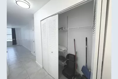 3800 S Ocean Dr #1710, Hollywood, FL 33019 - Photo 20