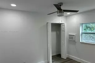 261 NW 49th St, Miami, FL 33127 - Photo 22